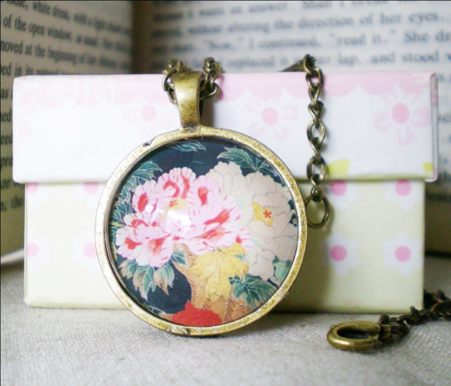 Retro Flower Necklace, Retro Flower, Handmade Necklace with Flower image pendant